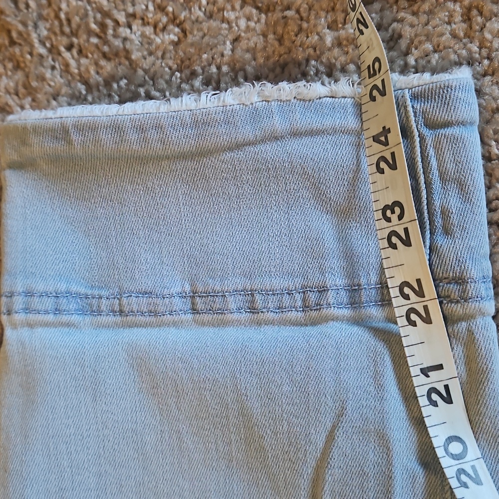 CLEARANCE!!! J.Jill Light Blue Authentic Fit Cropped Jean Size 12 - Picture 13 of 13